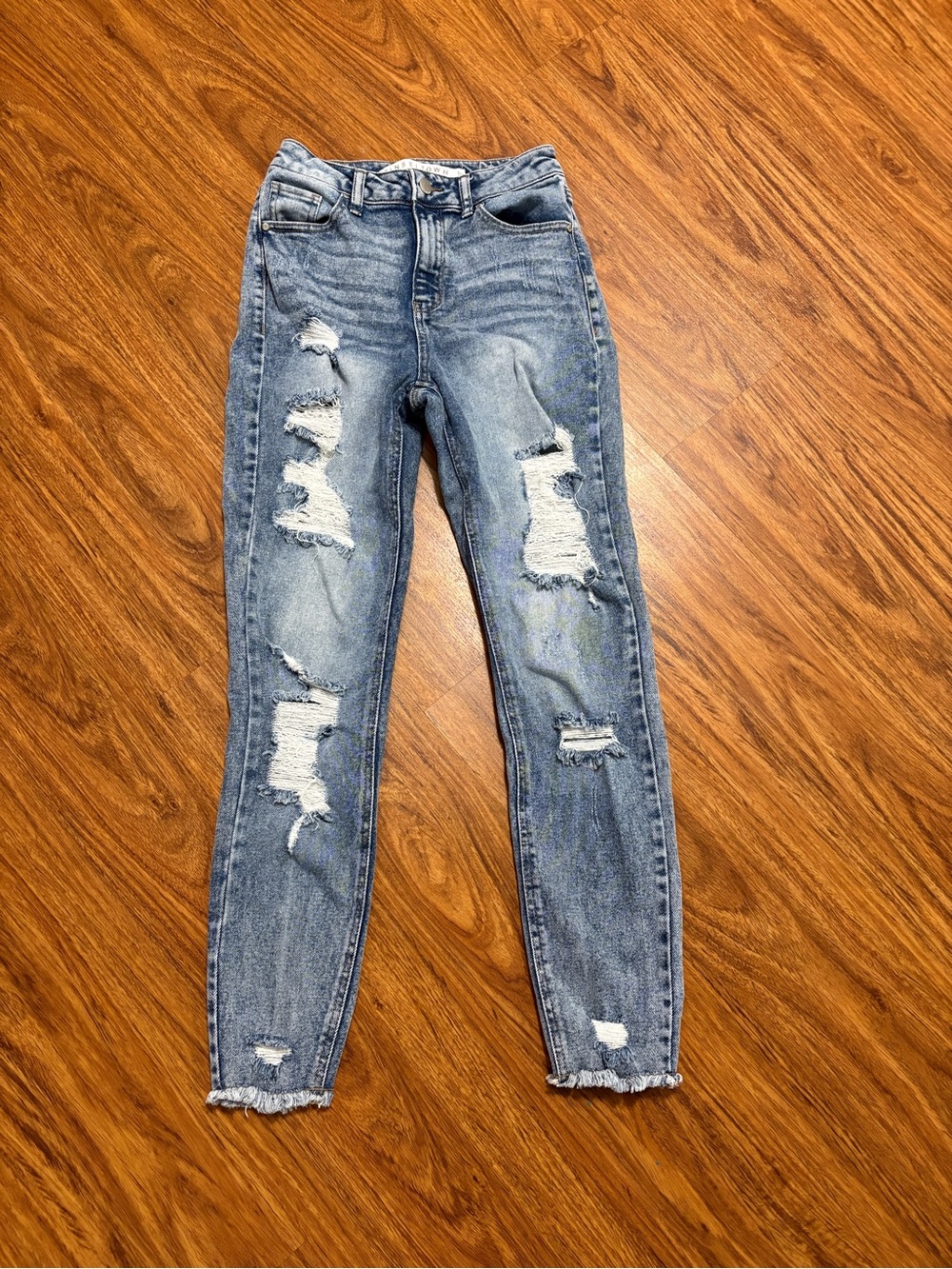Tinseltown Light Blue Distressed Skinny Jeans - Size 1
